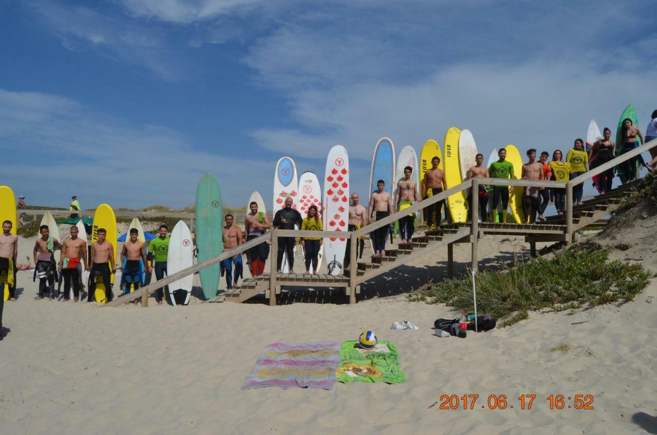 オヴァール Furadouro Surf Campヴィラ エクステリア 写真